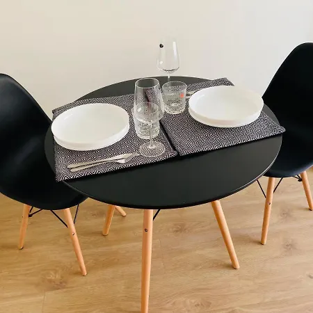 Pearl - New And Cosy Close To Center Апартаменти Рига