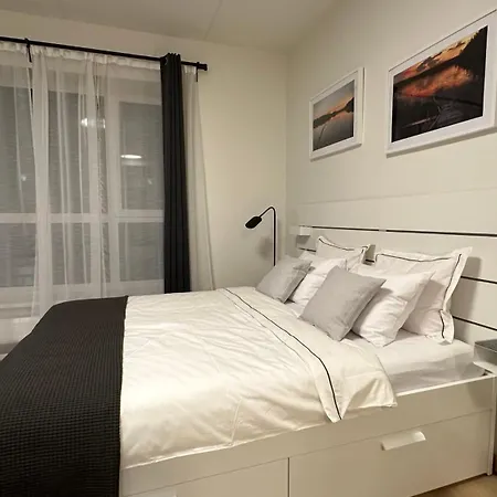Апартаменти Pearl - New And Cosy Close To Center